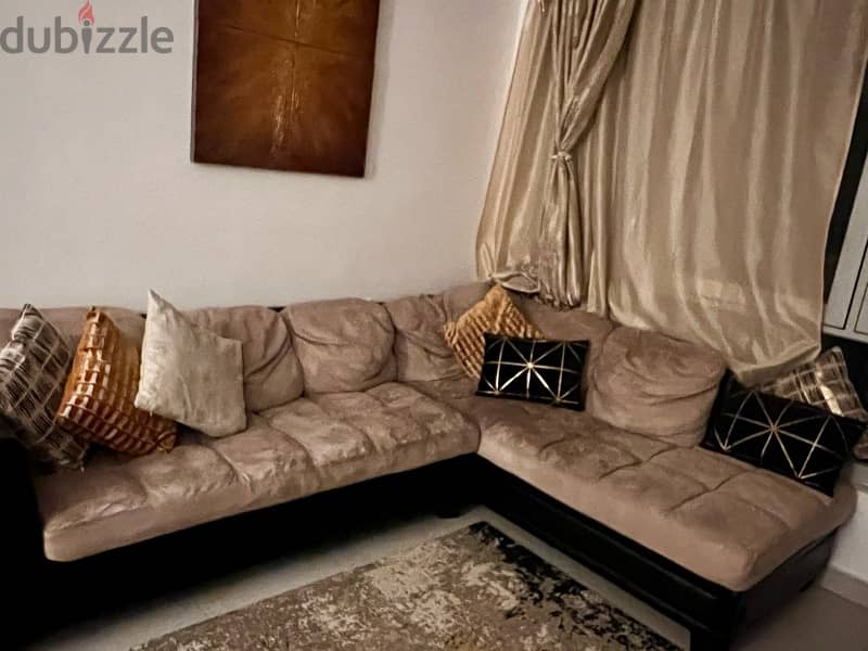 sofa for 5 personne كنبة 1