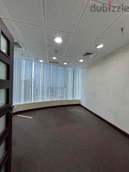 commercial floor in Sharq 326 sq meter 4 paci no 4