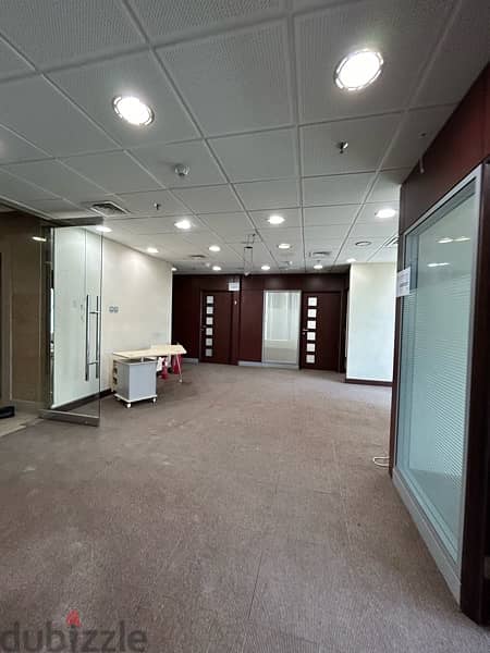 commercial floor in Sharq 326 sq meter 4 paci no 11