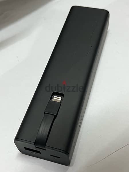 UGREEN power bank with apple watch charger 1
