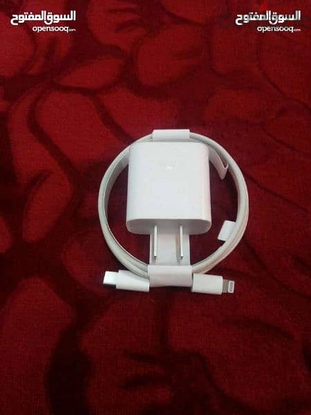 New original Apple Promax charger, 20W, with serial number 1