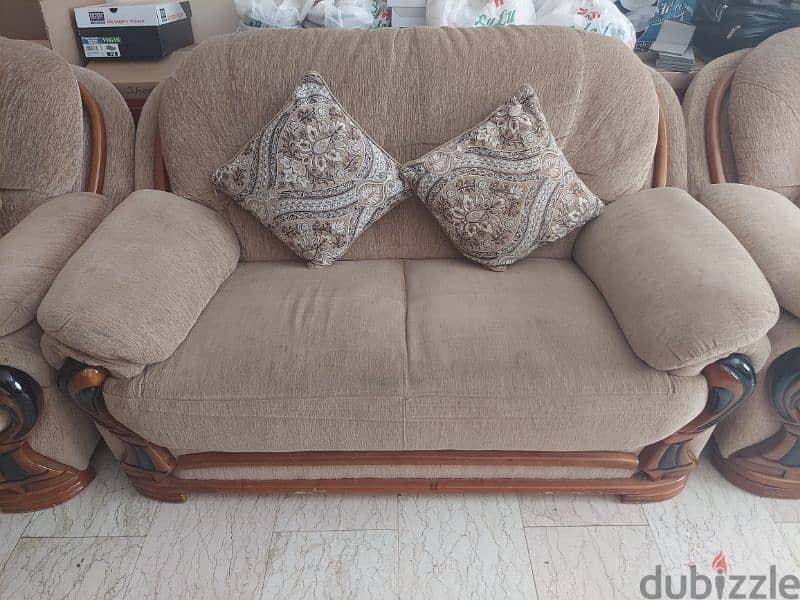 Urgent sale sofa set 1+2+1 . very good condition 2