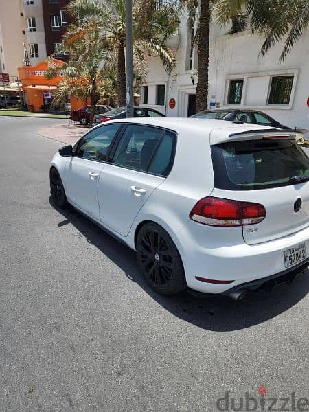 Volkswagen Golf 2010 8