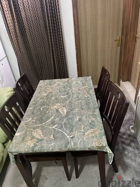 Ikea 4 Seater Dining Table 1