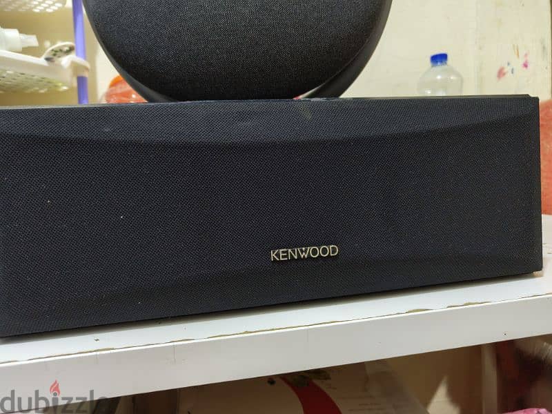 Kenwood center speaker 1