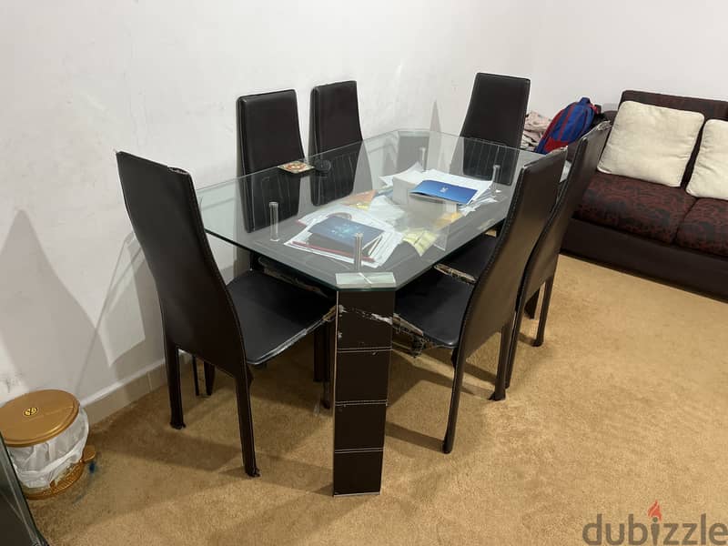 6 seater dining table 0