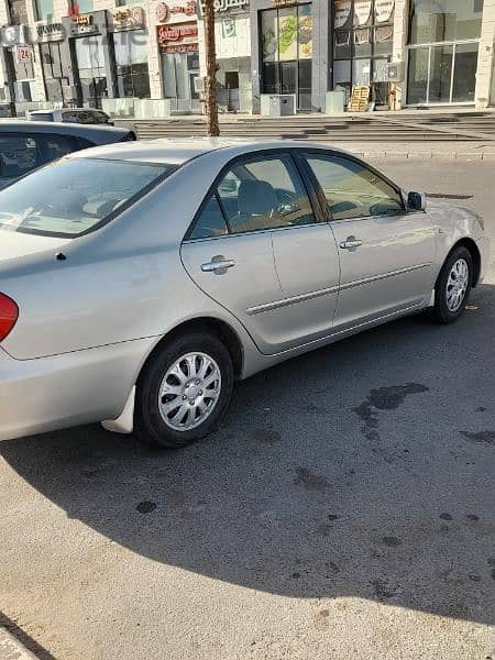 Toyota Camry 2004 1