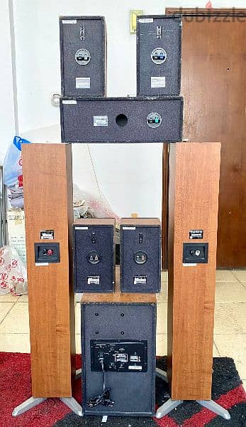 onkyo surround speakers 130watts per box 2