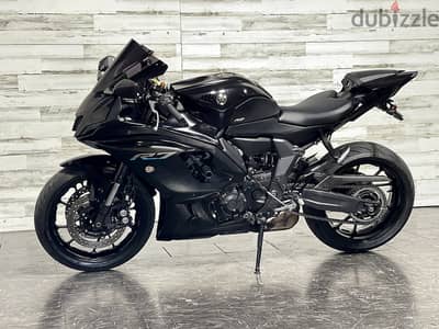 2023 Yamaha R7