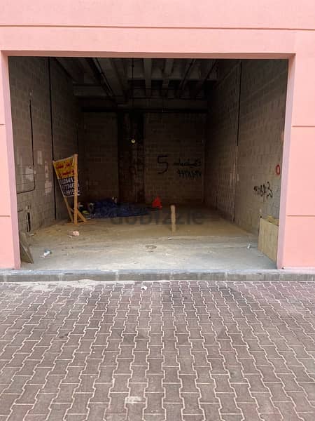 premium shops for rent at shuwaikh - street of banks -from the owner 4