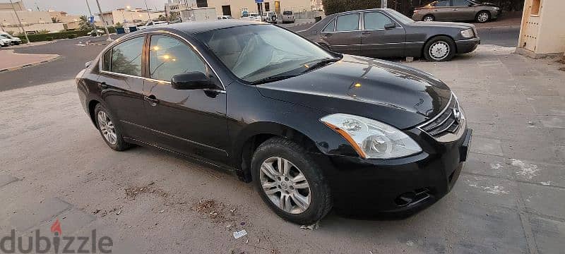 Nissan Altima 2012 1