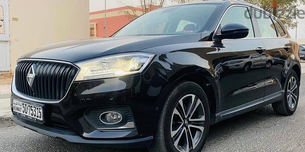 Borgward BX7 2019 8