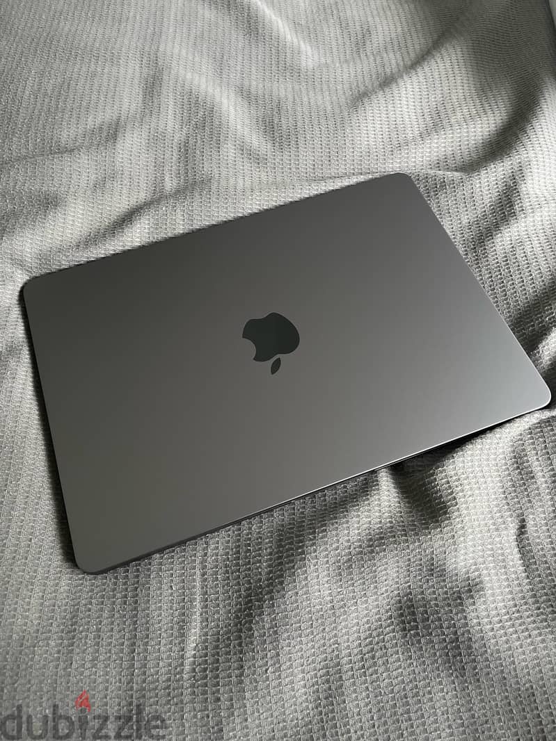 Macbook air m2/ 256GB SSD/8GB RAM للبيع 3