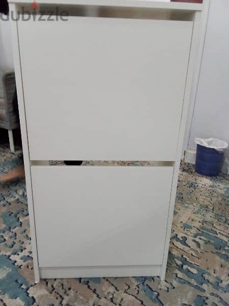 ikea sho cabnat whait colar 0