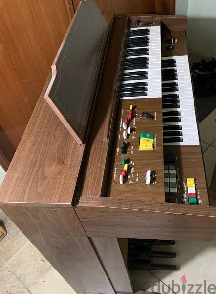 Antique Orgue Piano from Yamaha over 40 years old 1