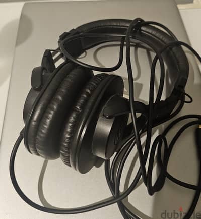 Studio monitor headphone(Audio-technica)