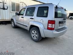 Jeep Cherokee 2011 800KWD 0