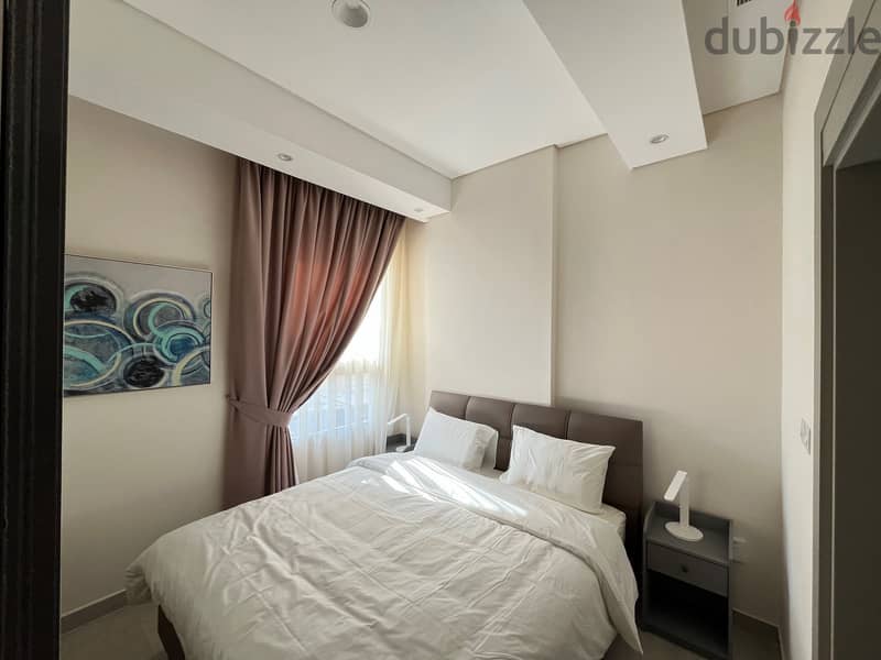 Salmiya - new, 2 bedrooms furnished apartment w/s. pool 4