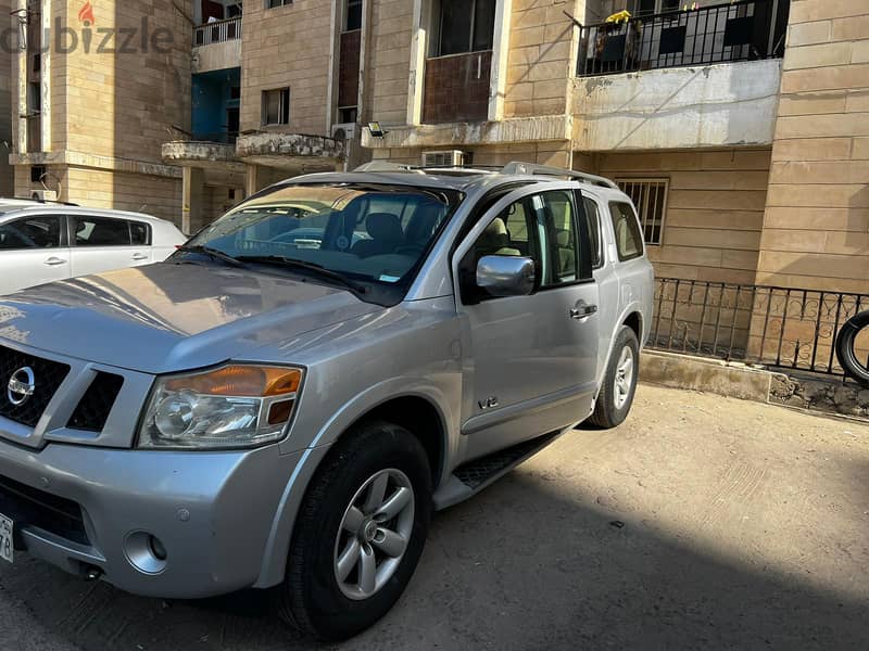 2011 Nissan ARMADA SE V8 Excellent condition 1