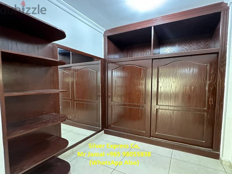 Spacious 3 Bedroom Floor with Balcony for Rent in Mangaf. 4