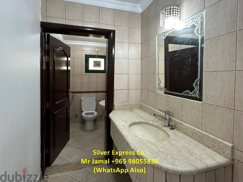 Spacious 3 Bedroom Floor with Balcony for Rent in Mangaf. 7