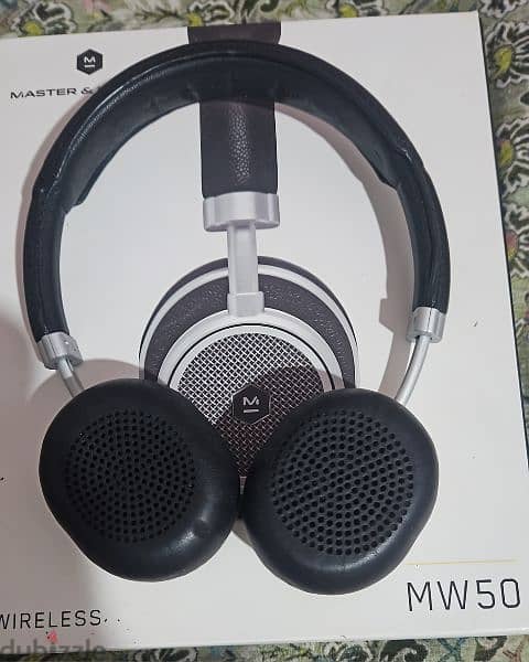 overhead headphone Master dynamic M50 1