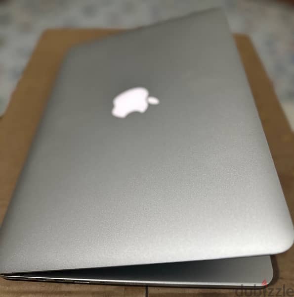 Macbook pro 2015 256gb exchange with Dslr camera 1