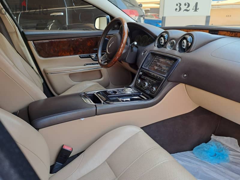 2013 Jaguar XJL Luxury Doctor car, in Perfect condition 12