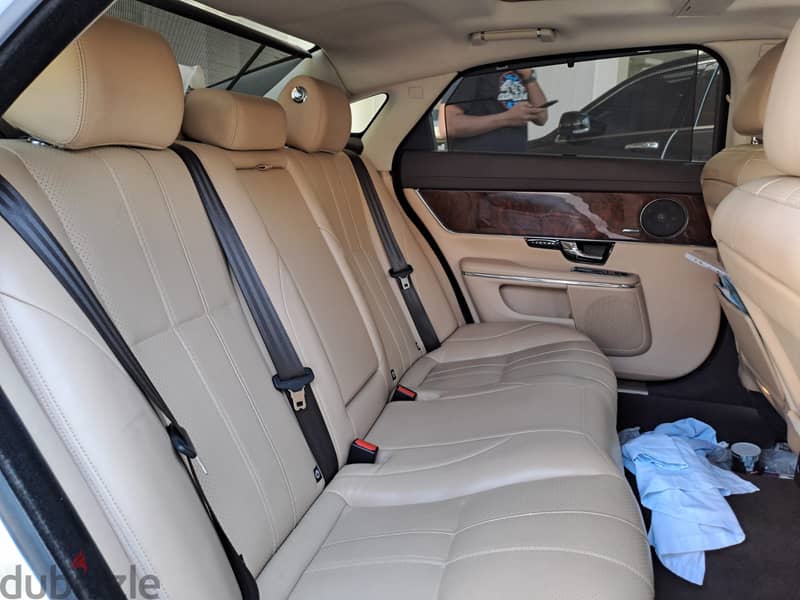 2013 Jaguar XJL Luxury Doctor car, in Perfect condition 13