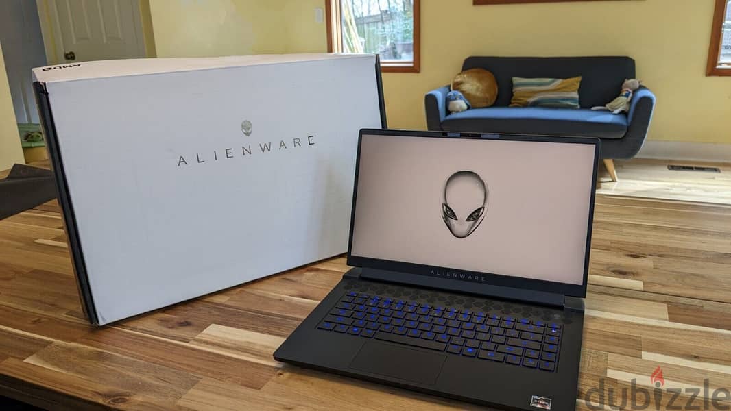 Dell Alienware M15 R7  32GB RAM 1TB SSD 1