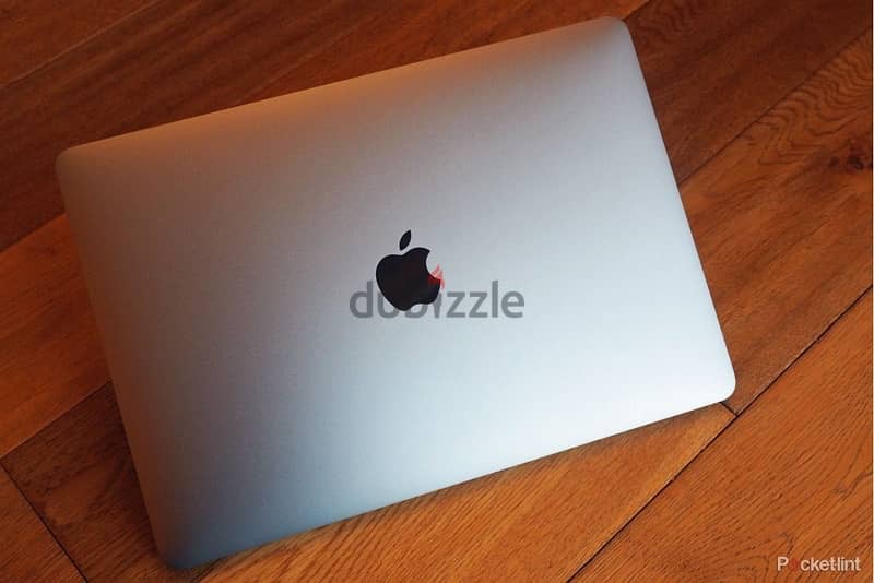 Macbook Pro / Core i5 / 256GB SSD / 8GB RAM 2