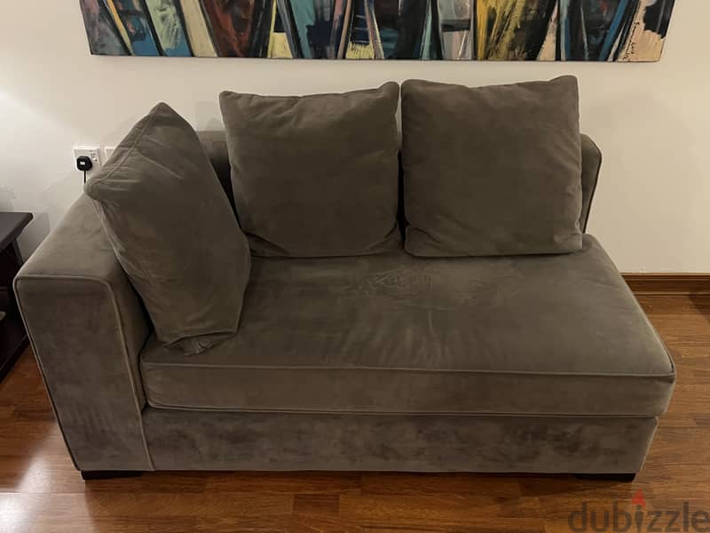 Sofa in good condition 3