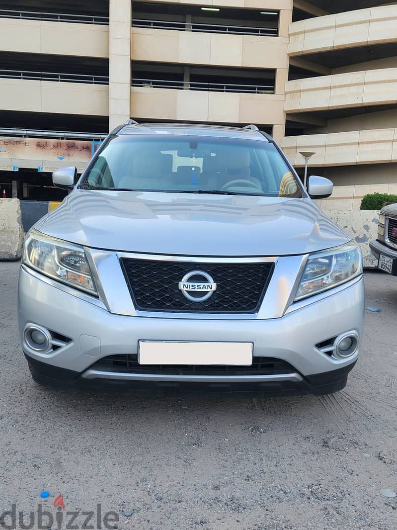 Nissan Pathfinder 2015 1