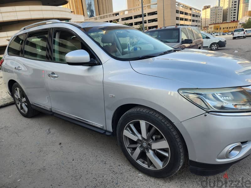 Nissan Pathfinder 2015 2