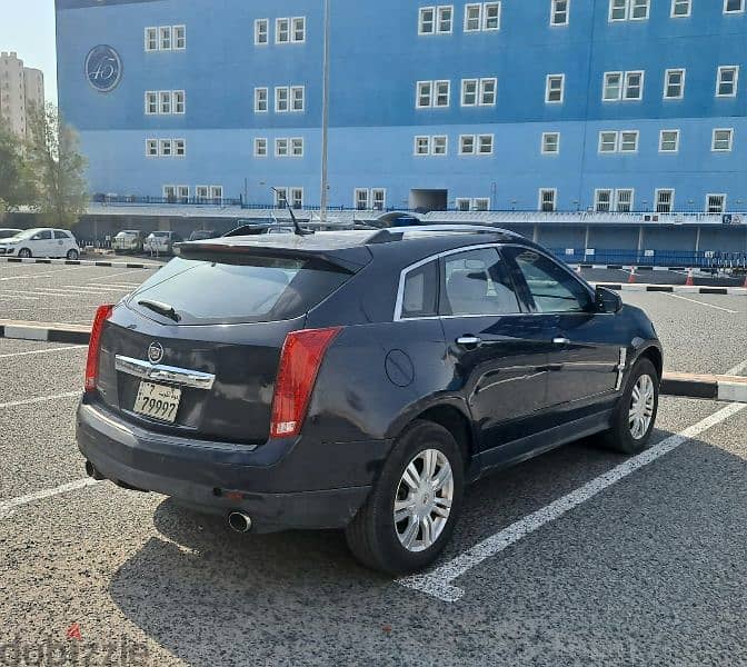 Cadillac SRX 2010 4