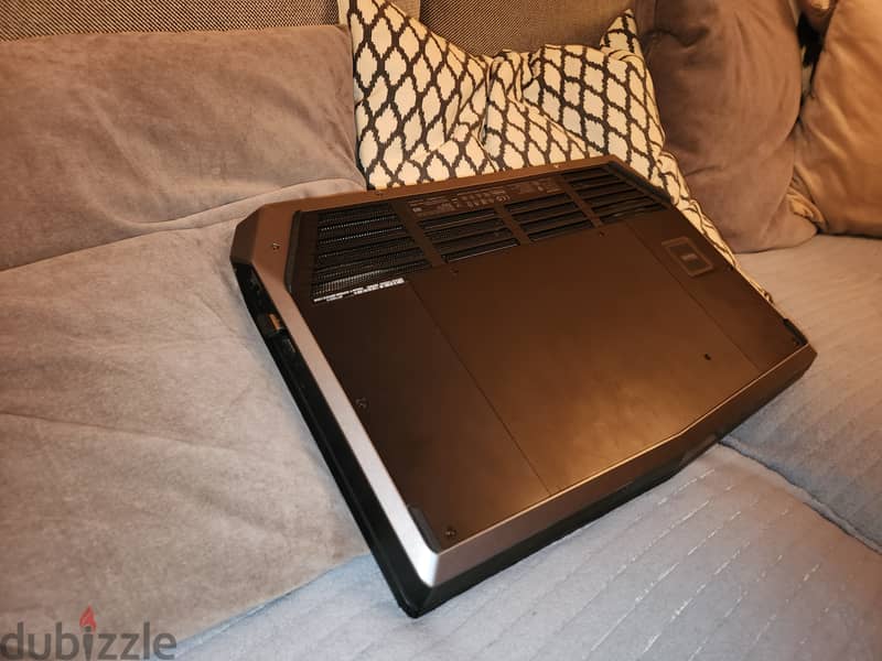 Dell Alienware 17 R2 17.3" FHD Gaming Laptop 2