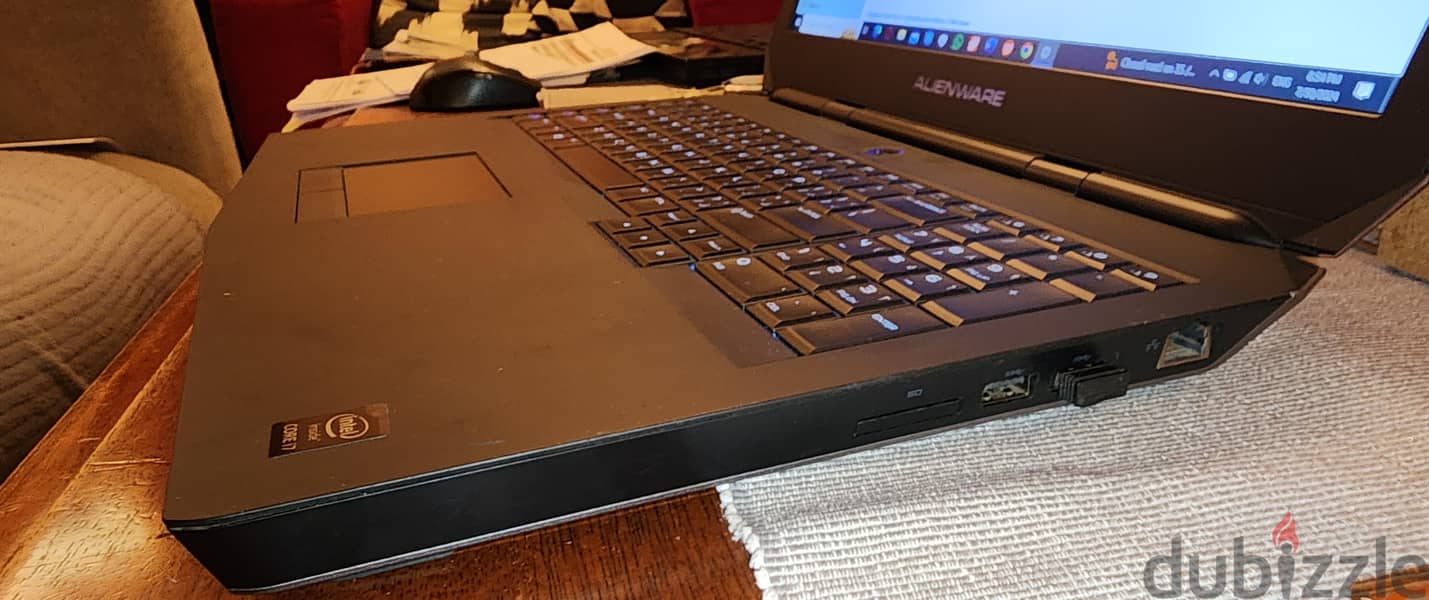 Dell Alienware 17 R2 17.3" FHD Gaming Laptop 6