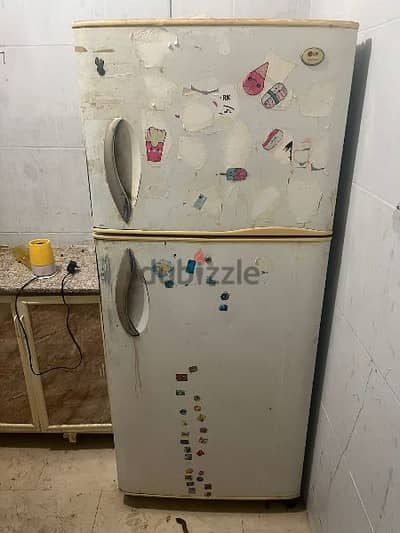 تلاجة ممتازة ماركة  LG fridge in perfect condition LG