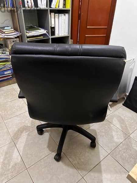 Office chair 1