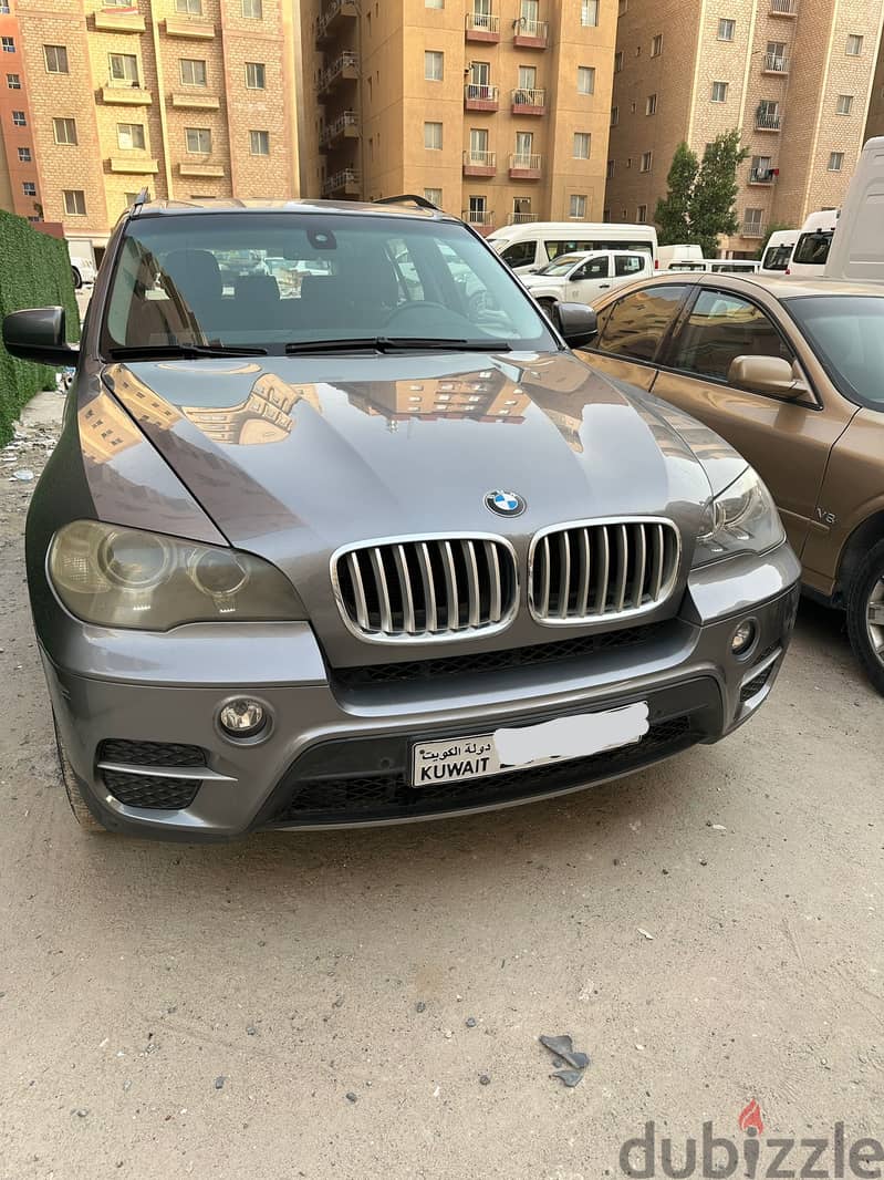 Urgent for sale BMW X5 2011 2