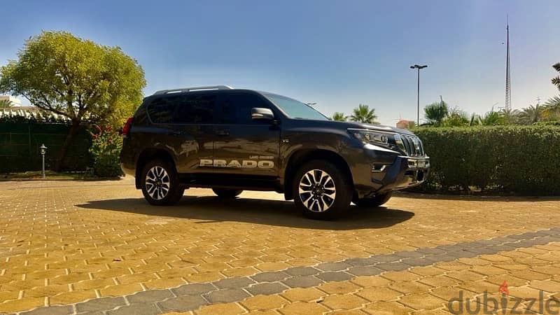 Toyota Prado 2022 1