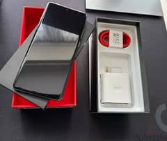 OnePlus 12 5G 512GB 16GB RAM Flowy Emerald Unlocked Global