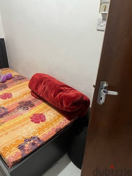 Flat in Khaitan 2BHK for Rent 4