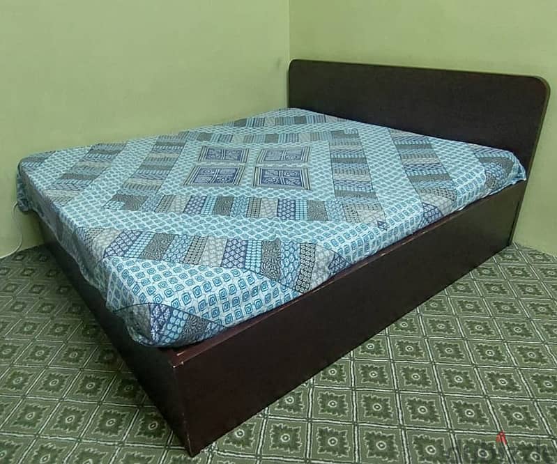 King Size Bed made from Plywood for Sale in Fahaheel 3