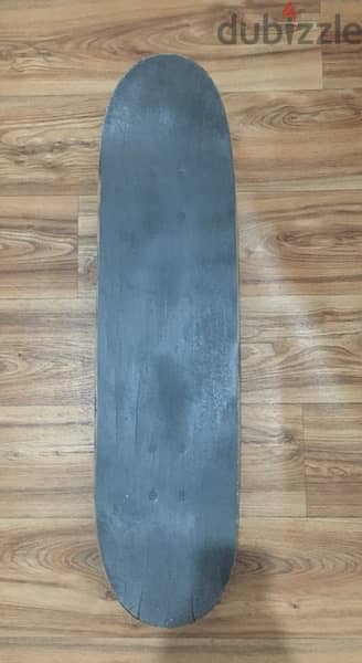 Skate board ( good working condition ) 2