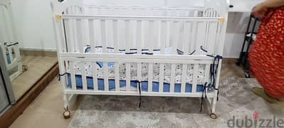 Baby crib for sale 0