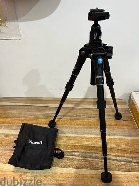 Velbon Mini Q tripod 2