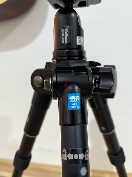 Velbon Mini Q tripod 4