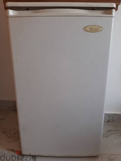 Wansa brand fridge for sale.