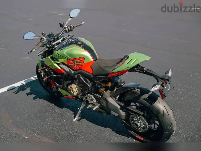 New 2023 Ducati Streetfighter V4 Lamborghini livery 2